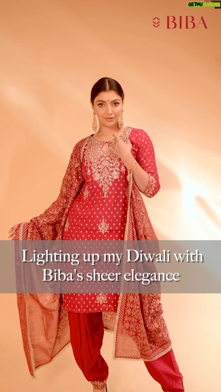 Akanksha Puri Instagram - Ready to turn heads this Diwali, all thanks to Biba!✨ Explore Har Nazar Mein Kuch Amazing only at the Biba Store or biba.in . makeup- @meenalvidhani hair- @Facesmakeoverbymeera Jewellery @rubans.in @oakpinionpr . #diwali #festivevibes #biba #akankshapuri #❤️