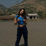 Akanksha Puri Instagram - Highway Chills ❤️ . . #instagram #instagood #picoftheday #photooftheday #highway #travel #travelphotography #beingme #akankshapuri #❤️ Vadodara, Gujarat, India