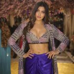 Akanksha Puri Instagram - Wear it and Own it 🔥 . . Pic credit @lsd.photography.official . #fitandfabulous #beingme #akankshapuri #❤️ . Outfit by - @aahava_couture Styled by- @Styleitupwithraavi @littlepuffsofhappiness Assisted by - @stylist_khush