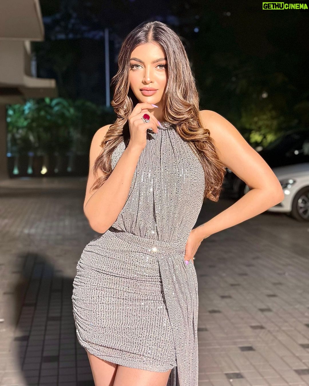 Akanksha Puri Instagram - Live with Style 💫 . . . Outfit @kiranguptalabel x @mad.micron Styling @littlepuffsofhappiness @styleitupwithraavi . . #fashion #instagood #ootd #picoftheday #aboutlastnight #style #fitness #beauty #me #fitandfabulous #beingme #akankshapuri #❤️