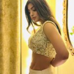 Akanksha Puri Instagram - Cause there’s something in the way you look at me 💫❤️ . . #beingme #akankshapuri #❤️