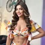 Akanksha Puri Instagram - My vibe speaks louder than Words ❤️ . #fitandfabulous #picoftheday #photooftheday #beingme #akankshapuri #❤️ . Beautifully captured by @wish_rathod . . Outfit and Jewellery by @nirmikabykhushboo Styled by @fashket_by_vrinda BTS from #hts @altt.in @madein.indiapictures @thesantoshgupta