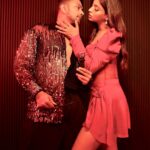 Akanksha Puri Instagram - Did you like our take on Belt Dance ?? #valentines #awezdarbar #akankshapuri #🔥 @awez_darbar Mumbai, Maharashtra