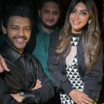 Akanksha Puri Instagram - Jab we met 😛❤️ . . #aboutlastnight #fun #friends #instagram #fashion #style #instagood #fitness #fitandfabulous #beingme #❤️ @veermotani @stebinben