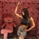 Akanksha Puri Instagram - Happy Teddy Day everyone 🤩❤️ . . #happyvalentinesday #teddy #instagood #love #fashion #fitness #fitandfabulous #life #beingme #akankshapuri #❤️