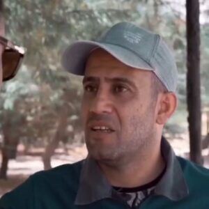 Akbar Eghbali Instagram - توى اين روزا بايد بيشتر هواى همديگه رو داشته باشيم، مخصوصاً هواى مستأجراى عزيز رو.
بین کسانی که بیشترین کامنت وتگ کرده باشن هزینه سفر به جزیه کیش پرداخت میشه دوستون دارم❤️❤️