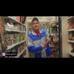 Akbar Eghbali Instagram - مگه آب گلاب نمیگیرن؟🤣😂 #ایران#تهران#اکبراقبالی#کیش