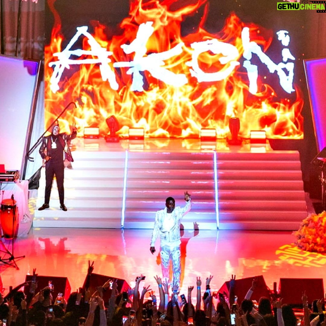 Akon Instagram - See you soon π¬π§πͺπΊπ₯π₯π₯#superfantour #akon #uk #eu tour info and tickets link in bio