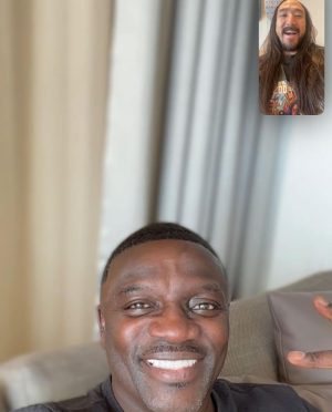 Akon Instagram - Locked up out todaaaaaaay!!!! Had to bring it back with a whole new vibe! Let’s goooooo!! @akon @trinixmusic