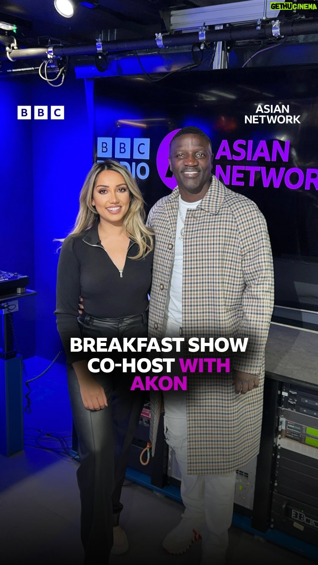 Akon - 4.8K Likes - โKanda, itโs too early!โ ๐๐๐
Breakfast Show with @nikitakanda + @akon | Listen back on @bbcsounds