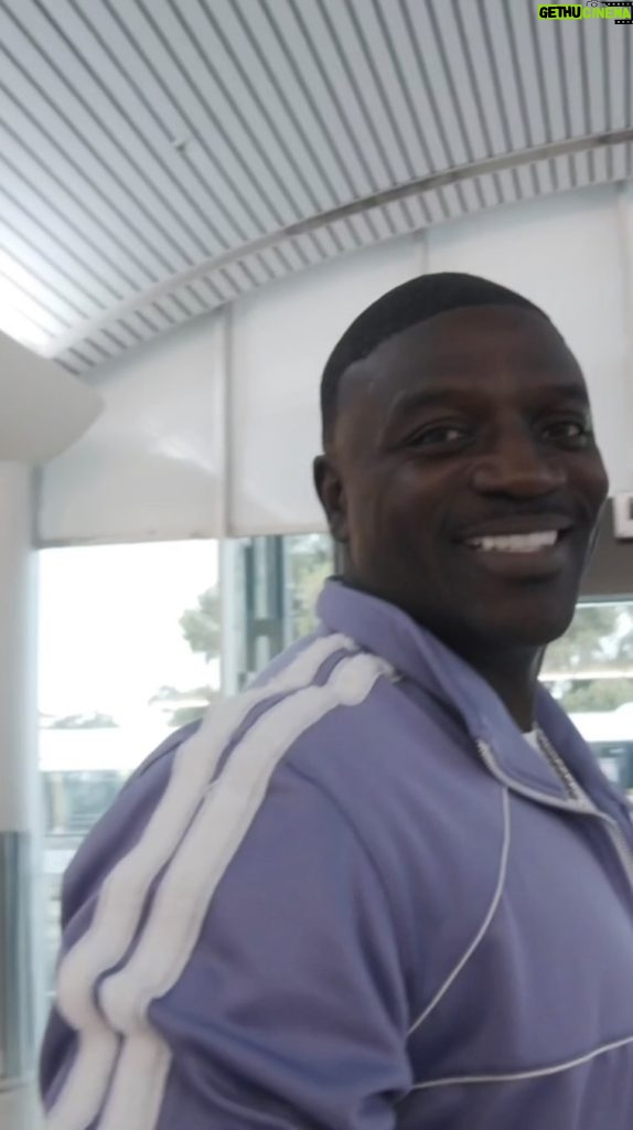 Akon Instagram - @sincerelyamirror #Akon