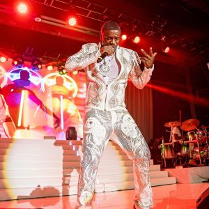 Akon Instagram - Phoenix was incredible. Can’t express my appreciation. #akonsuperfantour