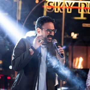 Akram Hosni Instagram - ايه يا ستو أنا ؟ 
#مكتوب_عليا #ستو_انا
