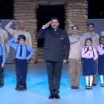 Akram Hosni Instagram - من احتفاليه اليوبيل الذهبي لنصر اكتوبر العظيم .. “حدوته لازم تتحكي” Lyrics: Akram Hosny - @mennaelkiey Music composition: @ehab_abd_elwahed Music production: @naderhamdy choreography: @hadi_awadaa Stylist: @maigalal @kazzam1963
