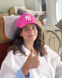 Akshara Singh Instagram - Dubai to Mumbai ✨🤗 . . . . . #aksharasingh #happy #flyhigh #love #travel