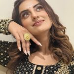 Akshara Singh Instagram - What you hide in your heart appears in your eyes ✨🥰 Apko Kya dikhta hai ?? Wearing beautiful outfit by @meraakinxtbynikkimonali #aksharasingh #event #nighttoremember #loveyou