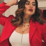 Akshara Singh Instagram – Stay one step red 💋❤️
.
.
.
.
.
.
#aksharasingh #red #lips #hairstyle #lfl