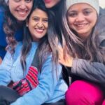 Akshaya Deodhar Instagram - सफर खुबसुरत हैं मंजिल से भी असं मला वाटतं नाही कारण मला त्यात suffer व्हावं लागतं ..🙄🙄🙄 Motion sickness असणाऱ्या माझ्यासारख्या सगळ्यांना हेच वाटत असावं.. पण आत्ताच्या या travelling मध्ये जे काही छान क्षण अनुभवता आले ते या माझ्या मैत्रीणींमुळे .. सोहाला ताप आलेला असताना त्याचा बाऊ न करता तीनी सगळीकडे मजा केली.. आणि रूम partner असल्याने खूप गरम पाणी पीत एकमेकींना औषध देत काळजी घेतली.. 🤗 मुक्ताला सगळ्यात जास्त excitement होतीच पण मधे मधे गाडीत झोपताना तिनी आमची साथ दिली आणि भरपूर videos काढले (सी blue -green liner पण लावलं 😆😘 आणि अक्षया ..God's favourite .. कारण गाडीत फोन बघितला काय किंवा खाल्लं काय .. तिला काहीही होत नाही त्यामुळे ड्रायव्हर काकांना साथ देत सतत जागी होती. आणि माझ्या उल्ट्यांच्या वेळी पण शेजारी थांबली 🥺 अशा माझ्या वेड्या मैत्रिणी ******** फिरलो, हसलो, रडलो, झोपलो, आजारी पडलो, खूप खाल्लं, लोकांशी भांडलो 😆, शॉपिंग केलं, नाचलो आणि अशा अजून भरपूर भन्नाट गोष्टी करून मैत्रीची नवीन level unlock केली.. I love each of you Ga****... ❤️❤️❤️