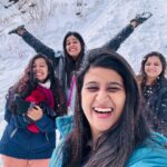 Akshaya Deodhar Instagram - Trend ke liye late But worth the wait ✨ Dancing in -3° ☃️