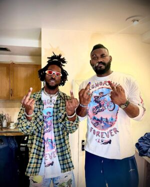 Alain-Gloirdy Bakwa Malary Instagram - With my bro @saintjhn 
Thanks you for your trust 👌🏾🙌🏽🎶

#bodyguard #saintjohn #makaogang #Musictour #european #instagood #instafashion #instashoot