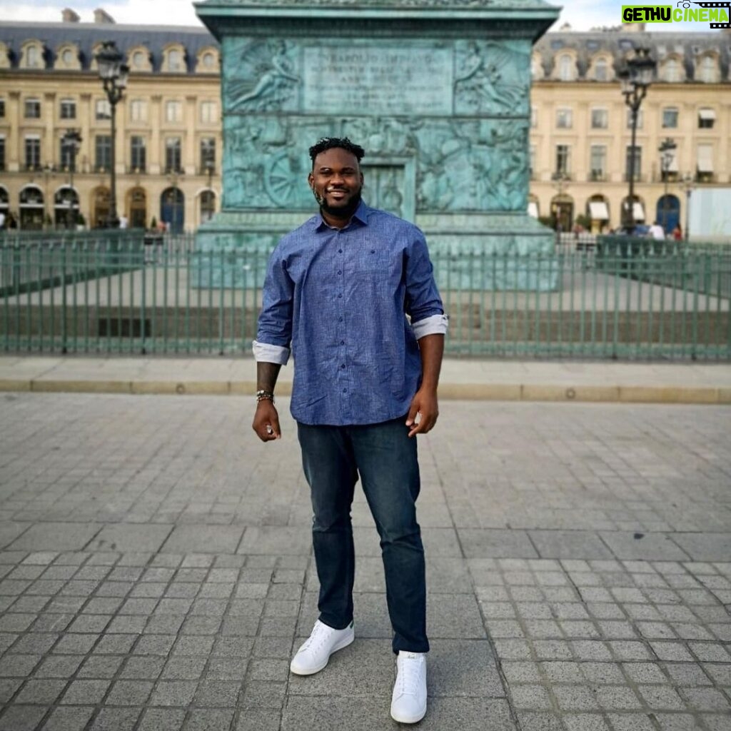 Alain-Gloirdy Bakwa Malary Instagram - Paris is magic 🌟 #paris #ilovemyjob #bodyguard #cestbondeja #cokeboys #bigandtall Place Vendôme