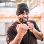 Alain-Gloirdy Bakwa Malary Instagram - J’espère que vous avez bien repris mes beaux gosses et mes divas. Le début d’année est synonyme de bonnes résolutions et de nouveaux projets, ne laissez jamais personne vous stopper. 💪🏾 #force #strenght #stayfocus #positiveattitude #makao #teammakao #cestbondeja #makaoss11 #ss11 #bigandtall #bigguys #plussize #plusmalefashion