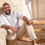 Alain-Gloirdy Bakwa Malary Instagram - Dans la vie il y’a des hauts et des bas, qu’on ne peut pas affronter tout seul … @gemo_officiel merci pour la #pic et en avant pour l’été 2021 #covid #summer #shooting #paname Paris, France