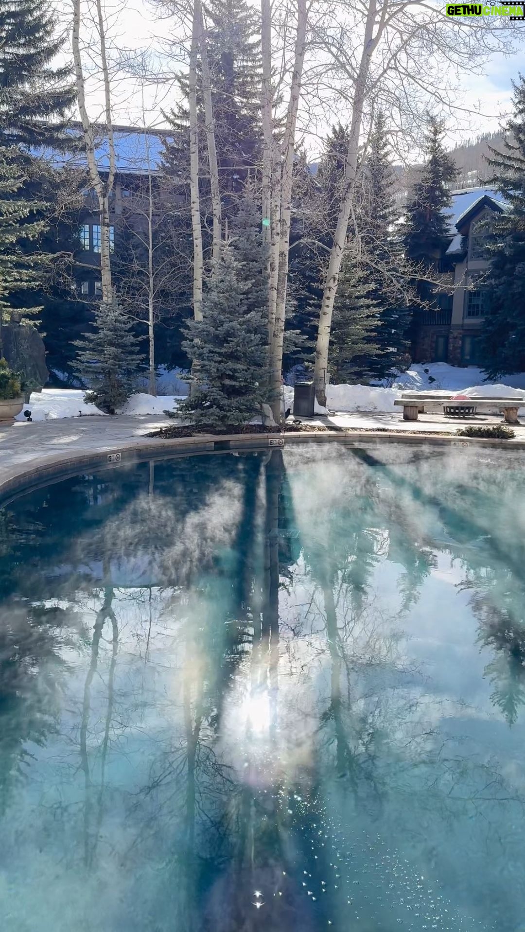 Alanna Panday Instagram - Recharging 🧖🏻♀️ @sonnenalpvail Vail