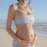Alanna Panday Instagram – Beach baby loading 🐚