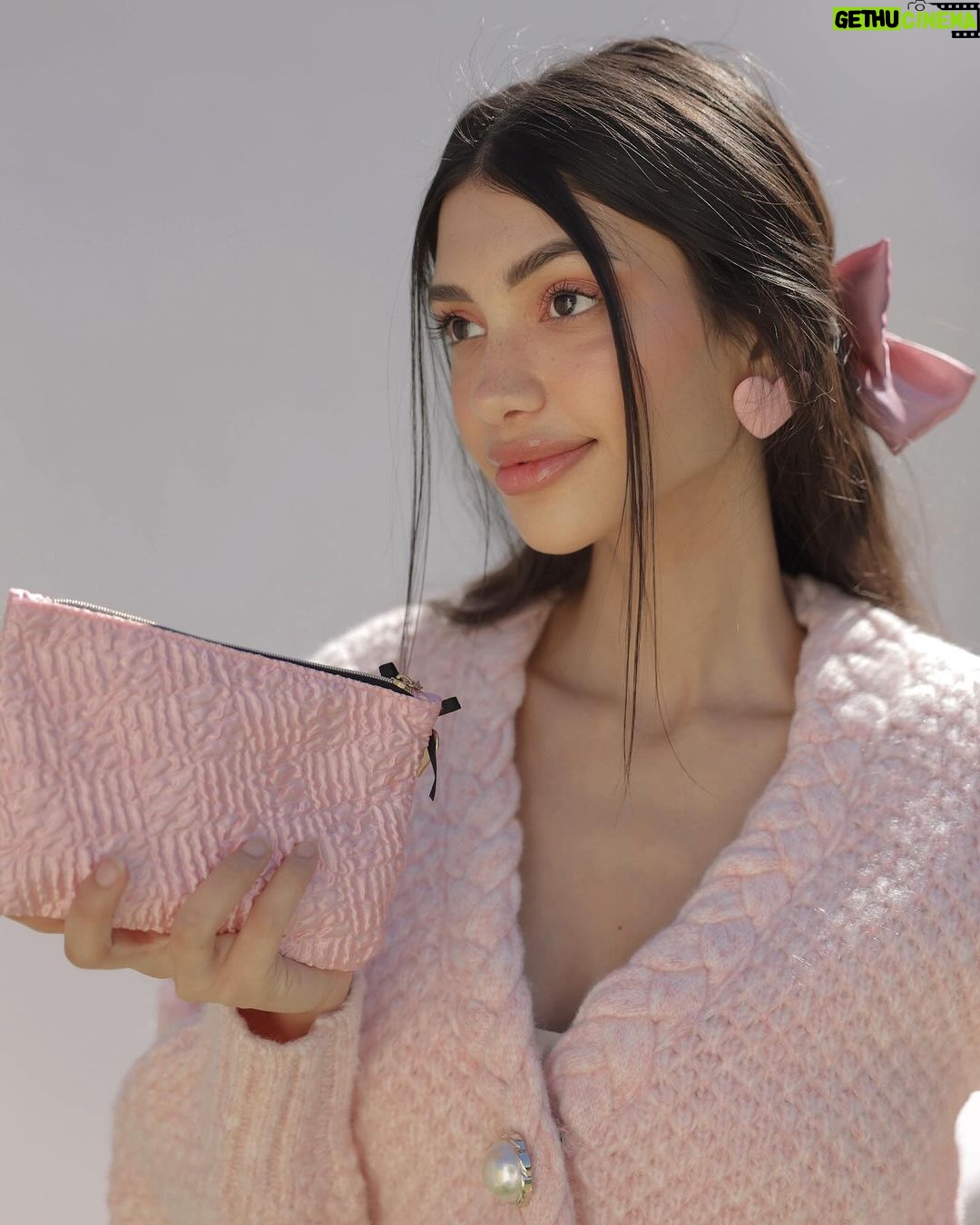 Alanna Panday Instagram - Currently in my pink era! 🎀 Got the perfect Valentine’s Day makeup and skincare to create this look from @IPSY 💕 #IPSYPartner What I got in my February GLAM BAG? @sonageskincare - Saffron Energizing Vitamin Mask @pear_nova - Eyeshadow Palette @roseinc - Skin Enhance Luminous Tinted Serum - 60 @renskincare - Radiance Ready Steady Glow Daily AHA Tonic @veriphyskincare - 20/20 Eye Cream What I got in my BOXYCHARM box? @lovecraftbeauty - Liquid Cosmic Blush - Mercury Moves @eloisebeauty - Ultra Glow Lip Oil - Ruby @lunamagicbeauty - 2pc Brush Set @malinandgoetz - Recovery Treatment Oil @maccosmeticsusa - Lash Dry Shampoo Mascara Refresher