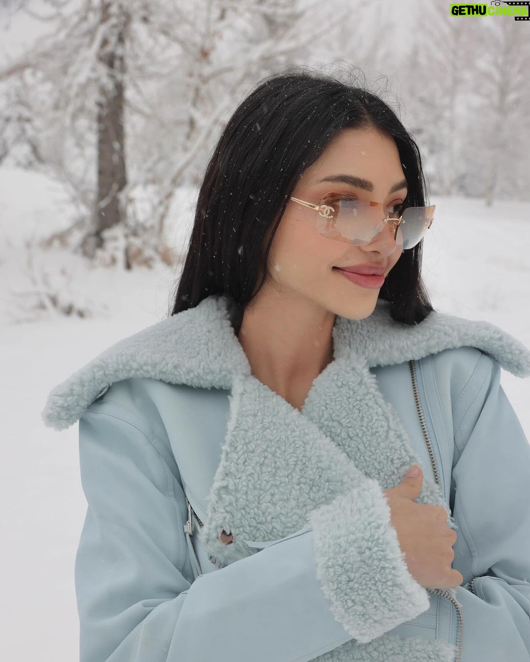 Alanna Panday Instagram - Free Cryotherapy @revolve ❄️ Aspen