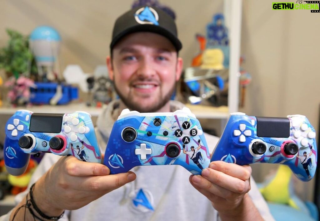 Alastair Aiken Instagram - The NEW Ali-A @scufgaming controllers are HERE! 🎮 Who wants one...? 👀