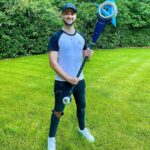 Alastair Aiken Instagram - Thanks Fortnite for this amazing gift! 🙏🏻💙