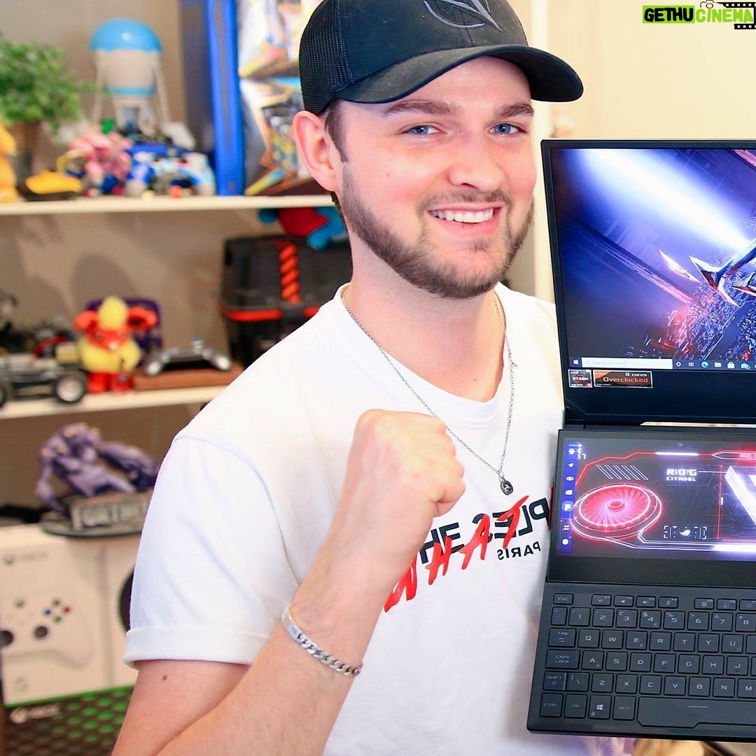 Alastair Aiken Instagram - Me vs Clare - Whoever wins get's the incredible ASUS ROG Zephyrus Duo 15 SE laptop! 😍 With TWO screens, I played Fortnite on the top screen whilst Clare sent me challenges I HAD to do on the bottom. If I get a Victory Royale, the laptop's mine, if I don't, Clare gets it! 🔥 Find out who won by clicking the link in my bio - Go watch it now! 👍 #ROG #ZephyrusDuo @ASUSROG #AD