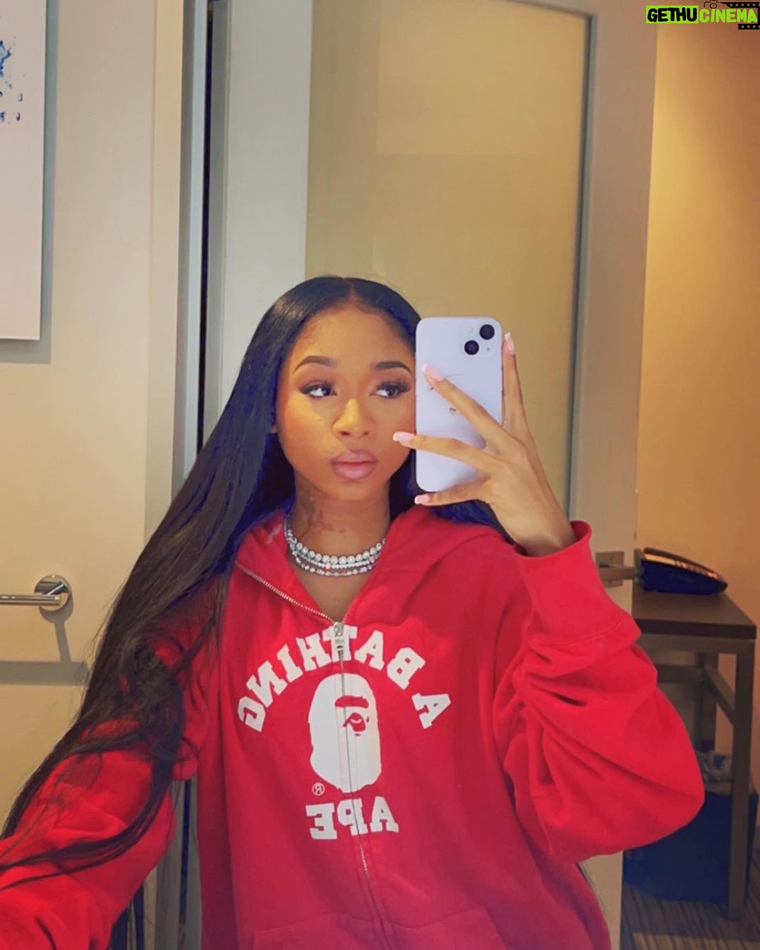 Alaya High Instagram - I’m bringing back the old ig 2014 era pics.
