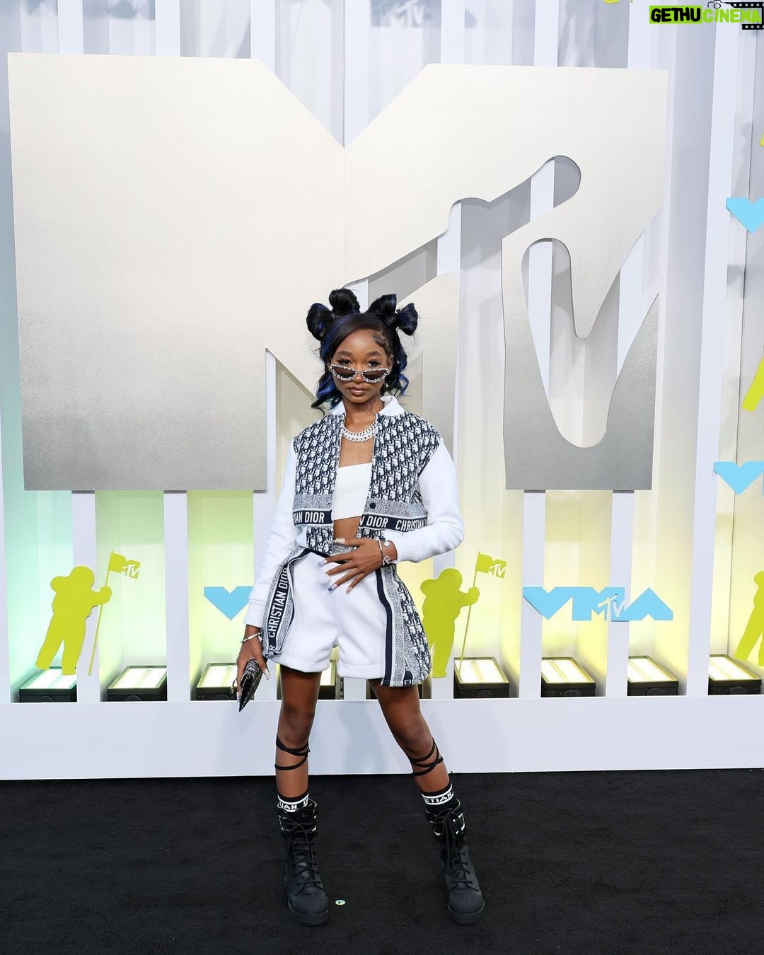Alaya High Instagram - Turnt the carpet to a Shore in this Drip Dior 😎 @vmas @mtv