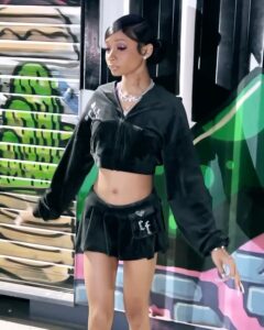 Alaya High Instagram - @imcettefille Tour Merch coming soon💋