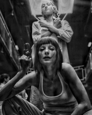 Alba Flores Instagram - Last dance!
By @berta__vazquez with @najwanimri 
#visavisenfox
Si tú eres mi #joker yo soy tu #wolverine