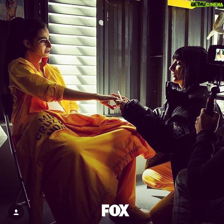 Alba Flores Instagram - Si, quiero @najwanimri Próximo lunes a las 22:20 #visavisenfox #visavis #pedida