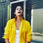 Alba Flores Instagram - Y ahora un bonito mensaje navideño.....desde #visavis #visavisenfox #2018 tiene buena rima