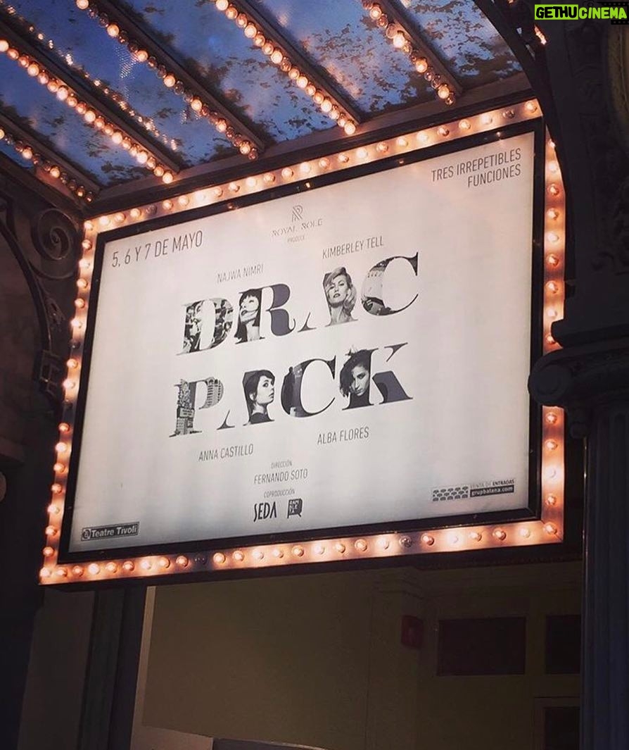 Alba Flores Instagram - Viernes, Sábado y Domingo actuando con #dracpack en el #teatretivoli #barcelona @najwanimri @nanitita @kimberleytell @carlosdorrego 🦇