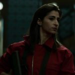 Alba Flores Instagram - Nairobi se lo ve venir. Quedan solo unas horas. A las 22:30 en A3 #lacasadepapel #tv #serie 💸💸💸