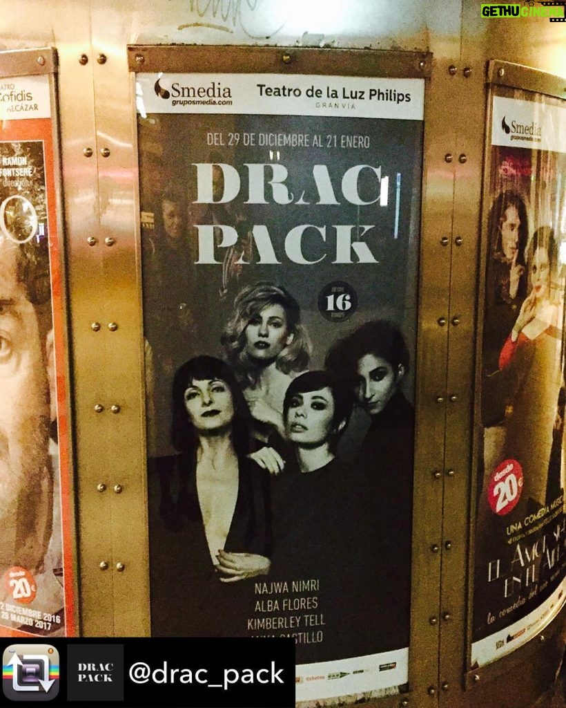 Alba Flores Instagram - En los carteles han puesto un nombre que yo no puedo mirar..... #dracpack #dracpack_madrid #teatro #musica #madrid Link en BIO #royalrole #fernandosoto
