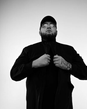 Albert Vasilyev Instagram - 🏴‍☠️