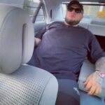 Albert Vasilyev Instagram - КОГДА ВЗЯЛ ТЕЛИК В КРЕДИТ И СЫПЕШЬСЯ ДО ДОМУ.
