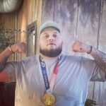 Albert Vasilyev Instagram – ПОДНЯЛ ЗОЛОТО НЕ ВЫЕЗЖАЯ С РАЙОНА. 🤼
