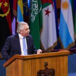 Alberto Fernández Instagram – ¿Qué pasa si el Sur se levanta y dice ‘basta de tanta injusticia’?

Estamos en un cambio de época, debemos transformar nuestro presente y hacernos dueños de nuestro futuro.

⬇️ Parte de mi discurso en la Cumbre del G77+China, en La Habana 🇨🇺 #CubaG77