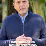 Alberto Fernández Instagram - Tras los efectos de la devaluación y la inflación, les encomendé a los ministerios de @trabajoar, @mdsnacion y @economia_arg, que promuevan una serie de medidas para mejorar el ingreso de las y los jubilados y trabajadores formales e informales. El ministro @sergiomassaok explica aquí el programa que empezamos a poner en marcha para que el ingreso de las y los más vulnerables no se vea afectado.