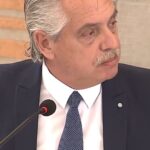 Alberto Fernández Instagram - La unidad regional debe ser una política de Estado en cada uno de los países de América del Sur. Aprendamos de nuestros errores, no nos sirvió de nada estar divididos. Hagamos más ágil el funcionamiento de la @unasursg y seamos artífices de nuestro destino.