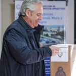 Alberto Fernández Instagram - Hoy es un día importante y de mucha felicidad, las y los argentinos nos expresamos y elegimos nuestro futuro. Transitémoslo con tranquilidad y en paz. Deseo que la Argentina siga respetando y cuidando la democracia que recuperamos hace 40 años 🇦🇷